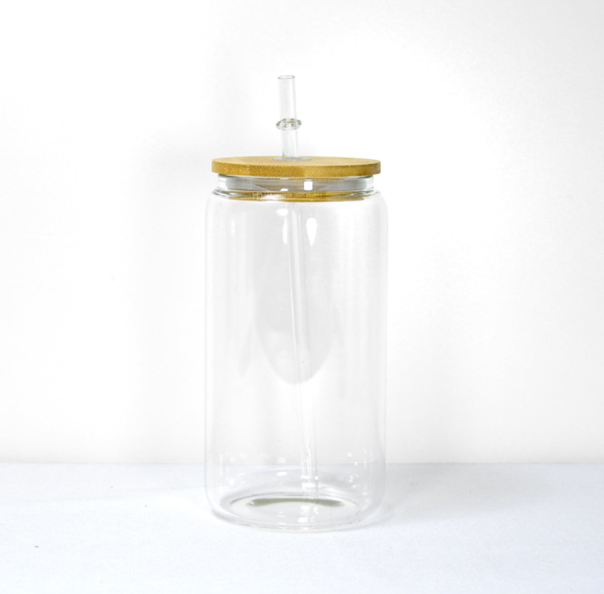 16oz Clear Glass Beer Can with lids and straws